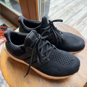 Adidas Men's Black UltraBoost Ultra Boost Running Shoes Size 9.5